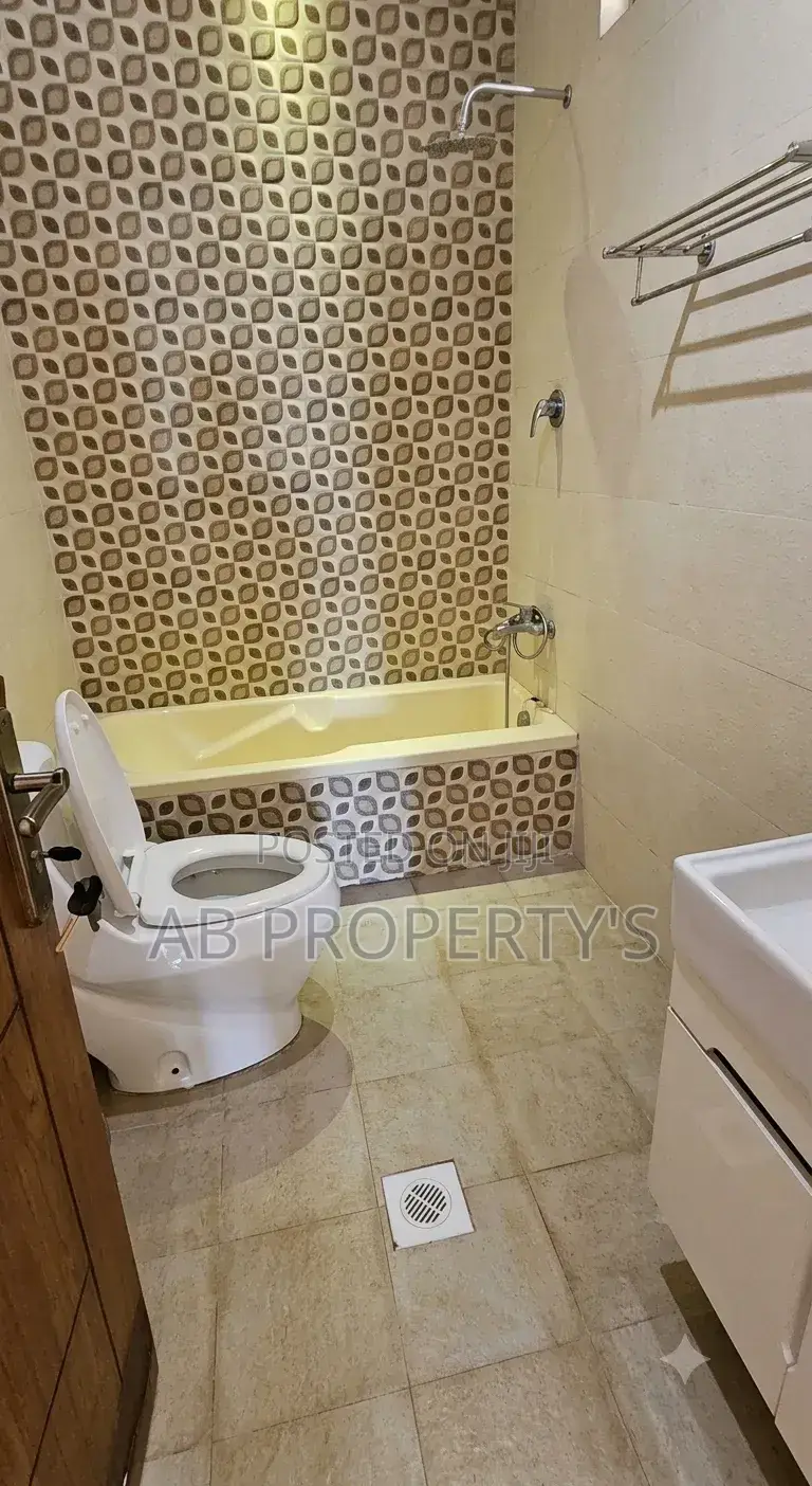 Furnished 3bdrm Apartment in ወሎ ሰፈር ወንጊላዊት, Bole for sale