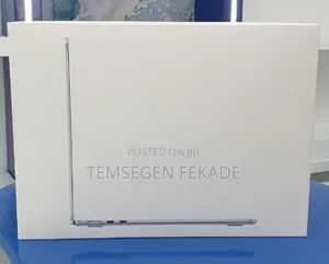 New Laptop Apple MacBook Pro 2025 M5 16GB Apple M5 SSD 512GB