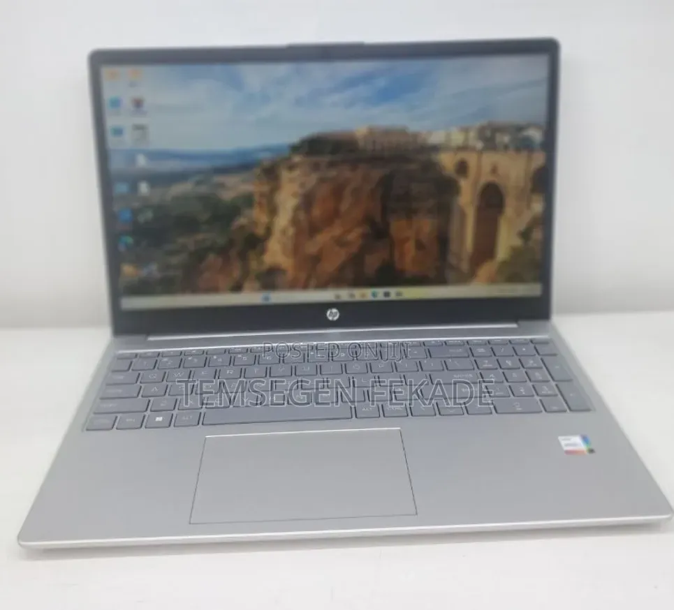 New Laptop HP Stream Notebook 16GB Intel Core i5 SSD 1T
