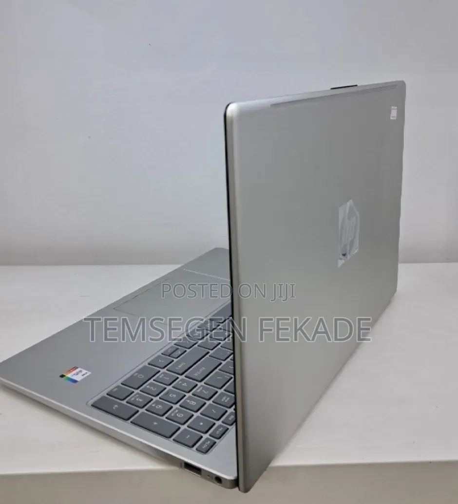 New Laptop HP Stream Notebook 16GB Intel Core i5 SSD 1T