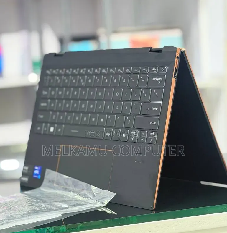 New Laptop MSI Summit E14 Flip Evo 16GB Intel Core Ultra 7 SSD 1T