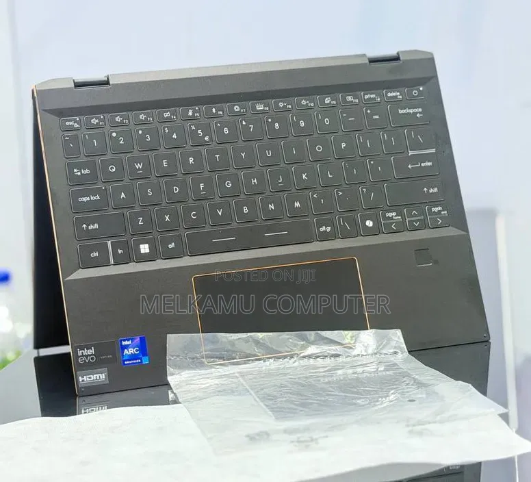 New Laptop MSI Summit E14 Flip Evo 16GB Intel Core Ultra 7 SSD 1T