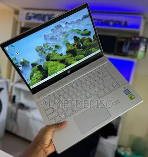 New Laptop HP Pavilion 14 8GB Intel Core i7 SSD 512GB