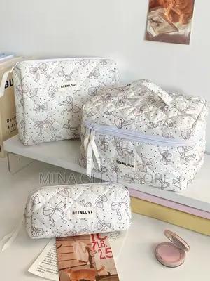 Travel Makeup Bag
