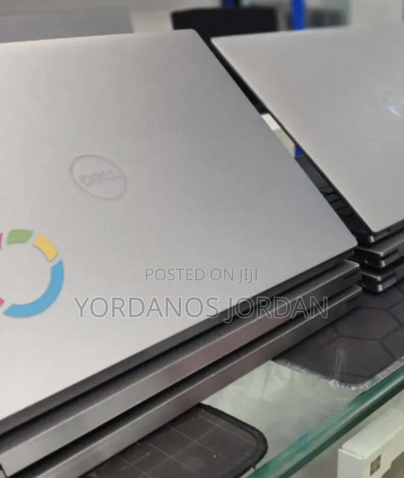 New Laptop Dell Precision 15 5520 16GB Intel Core i7 SSD 512GB