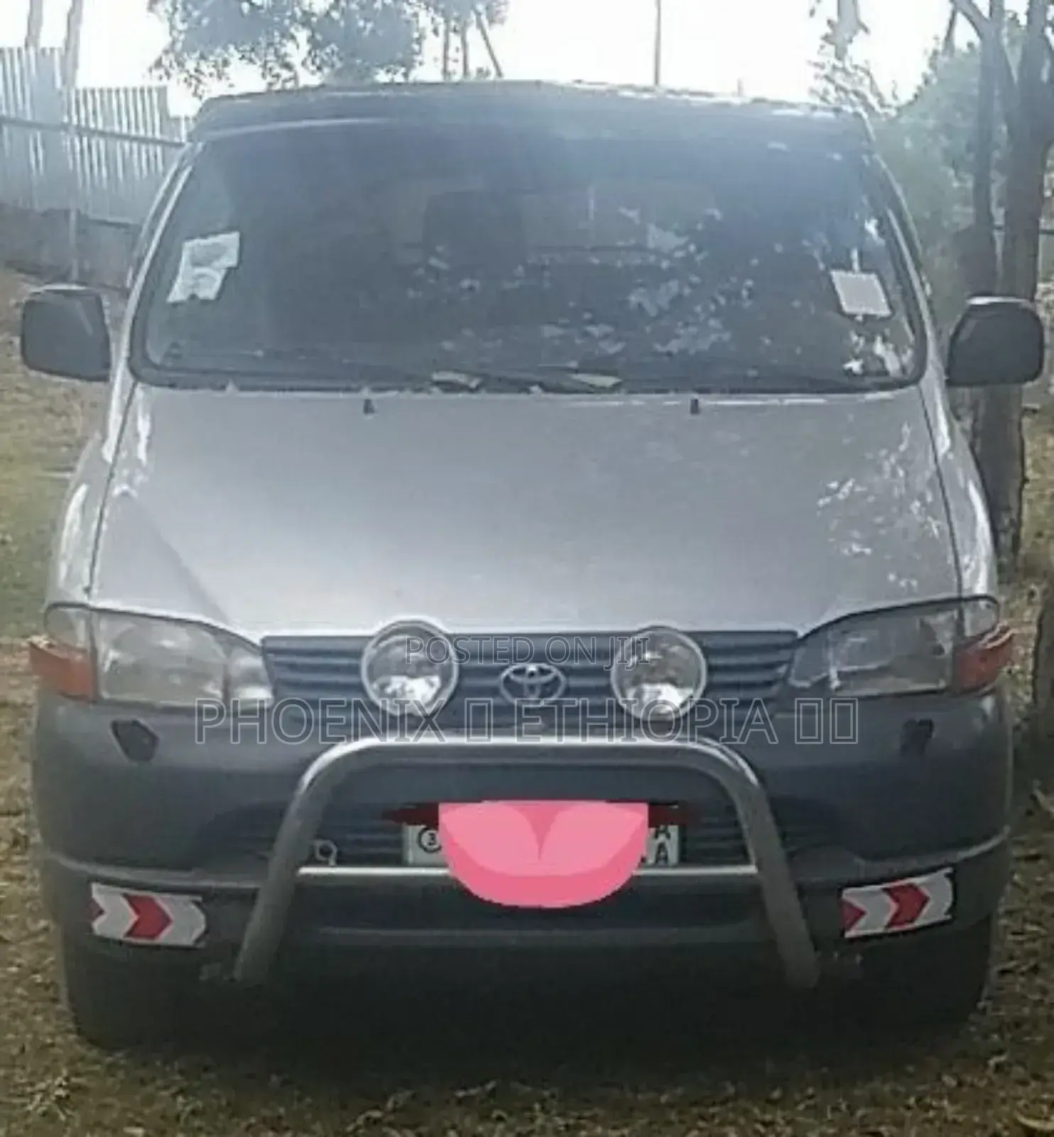 Toyota HiAce 2006 Silver
