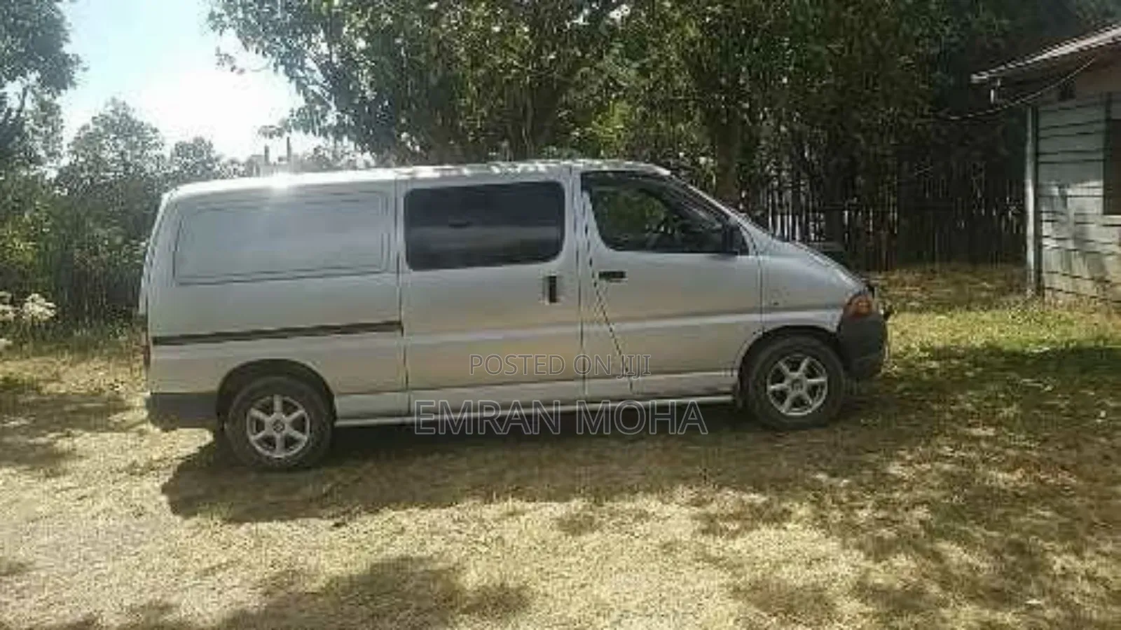 Toyota HiAce 2006 Silver