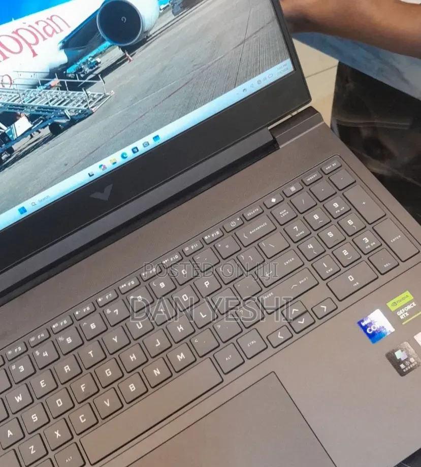 New Laptop HP Victus 16 32GB Intel Core i7 SSD 1T