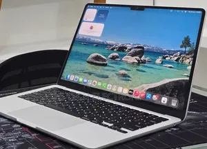 New Laptop Apple MacBook Air 2024 M3 8GB Apple M3 SSD 256GB