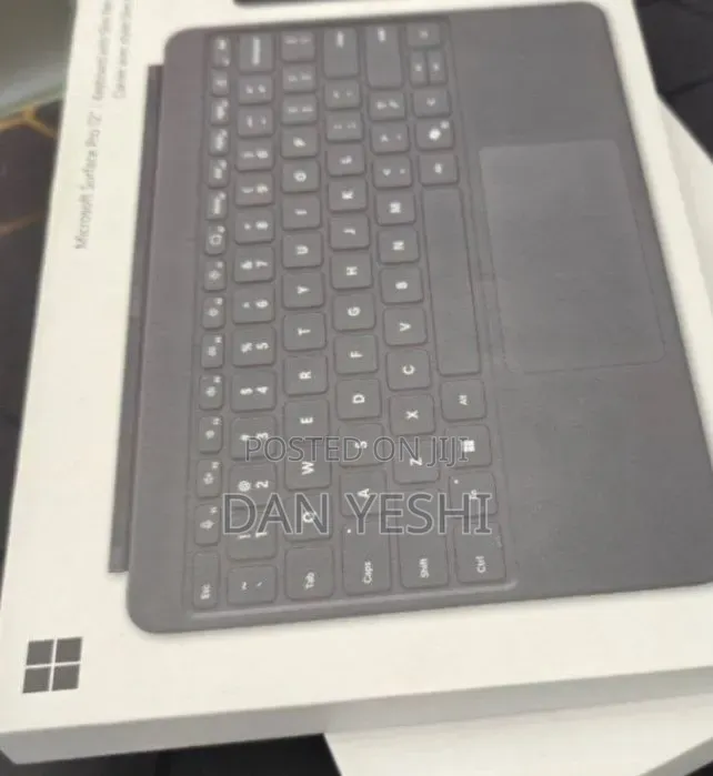 New Laptop Microsoft Surface 16GB Intel Core i7 SSD 512GB