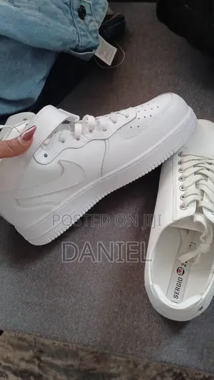 Air Max 1 ጫማ አዲስ ኦርጅናል 43ቁጥር