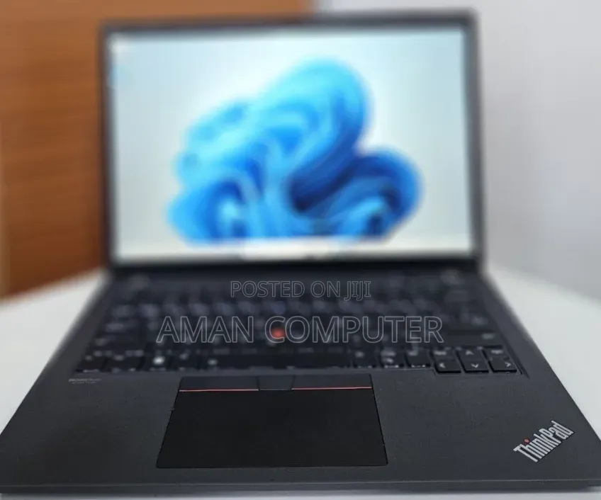 New Laptop Lenovo ThinkPad T14s G4 16GB Intel Core i7 SSD 512GB