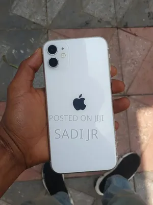 Apple iPhone 11 128 GB White