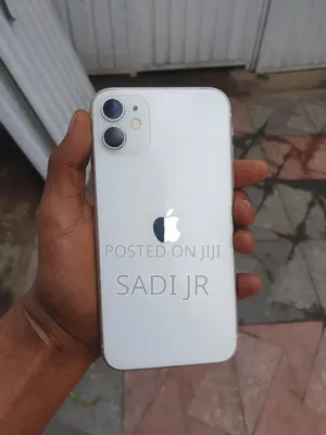 Apple iPhone 11 128 GB White
