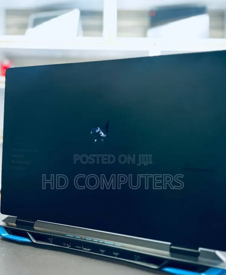 New Laptop Acer Predator Helios 18 PH18-71 16GB Intel Core i9 SSD 1T