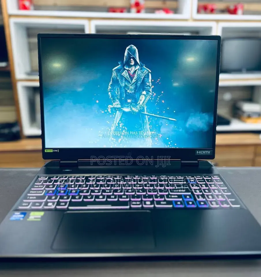 New Laptop Acer Predator Helios 18 PH18-71 16GB Intel Core i9 SSD 1T