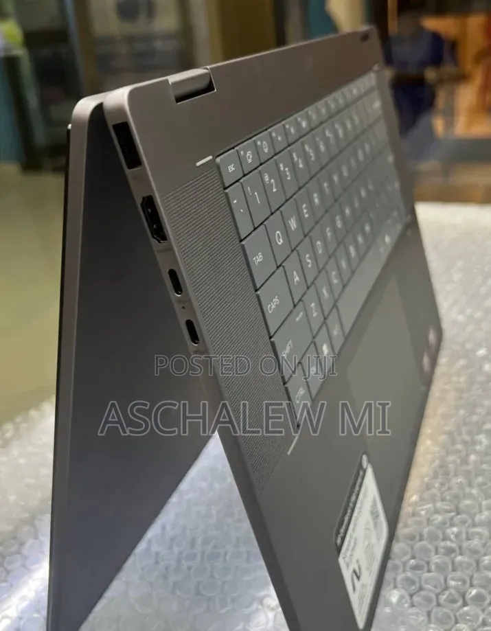 New Laptop HP OmniBook 5 16" 16GB AMD Ryzen 5 SSD 512GB