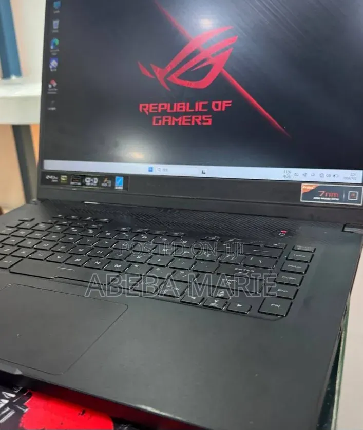 New Laptop Asus ROG Zephyrus G15 16GB AMD Ryzen 9 SSD 512GB