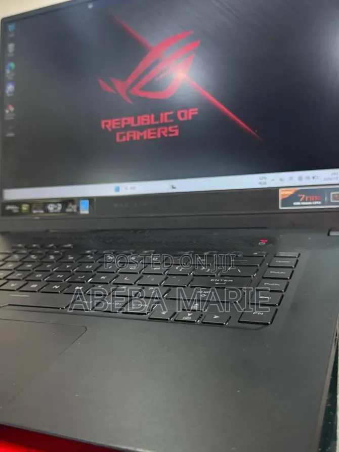 New Laptop Asus ROG Zephyrus G15 16GB AMD Ryzen 9 SSD 512GB
