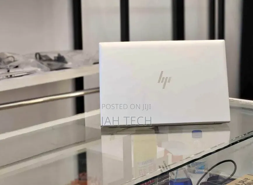 New Laptop HP EliteBook 840 G8 16GB Intel Core i5 SSD 512GB