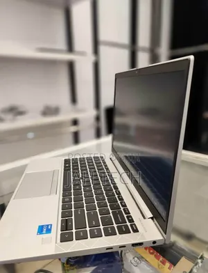 New Laptop HP EliteBook 840 G8 16GB Intel Core i5 SSD 512GB