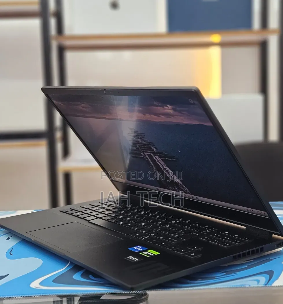 New Laptop HP Omen 16 16GB Intel Core i9 SSD 1T