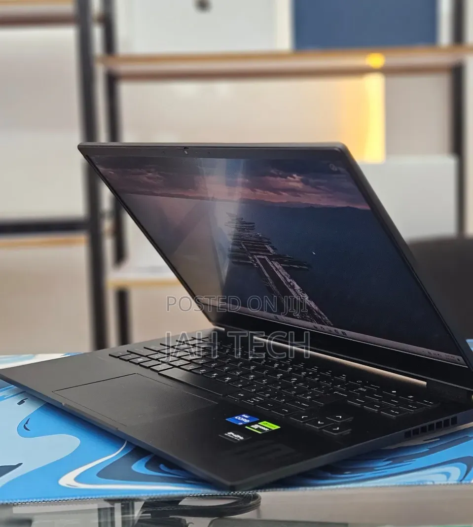 New Laptop HP Omen 16 16GB Intel Core i9 SSD 1T