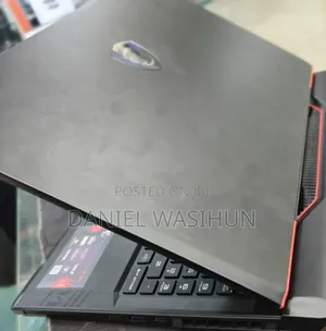 New Laptop MSI Raider 18 HX AI A2XW 16GB Intel Core i9 SSD 1T
