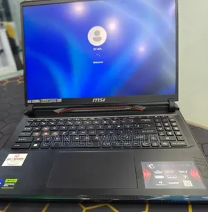New Laptop MSI Raider 18 HX AI A2XW 16GB Intel Core i9 SSD 1T
