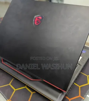 New Laptop MSI Raider 18 HX AI A2XW 16GB Intel Core i9 SSD 1T
