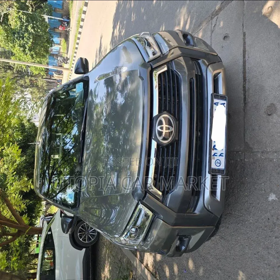 Toyota Hilux 2021