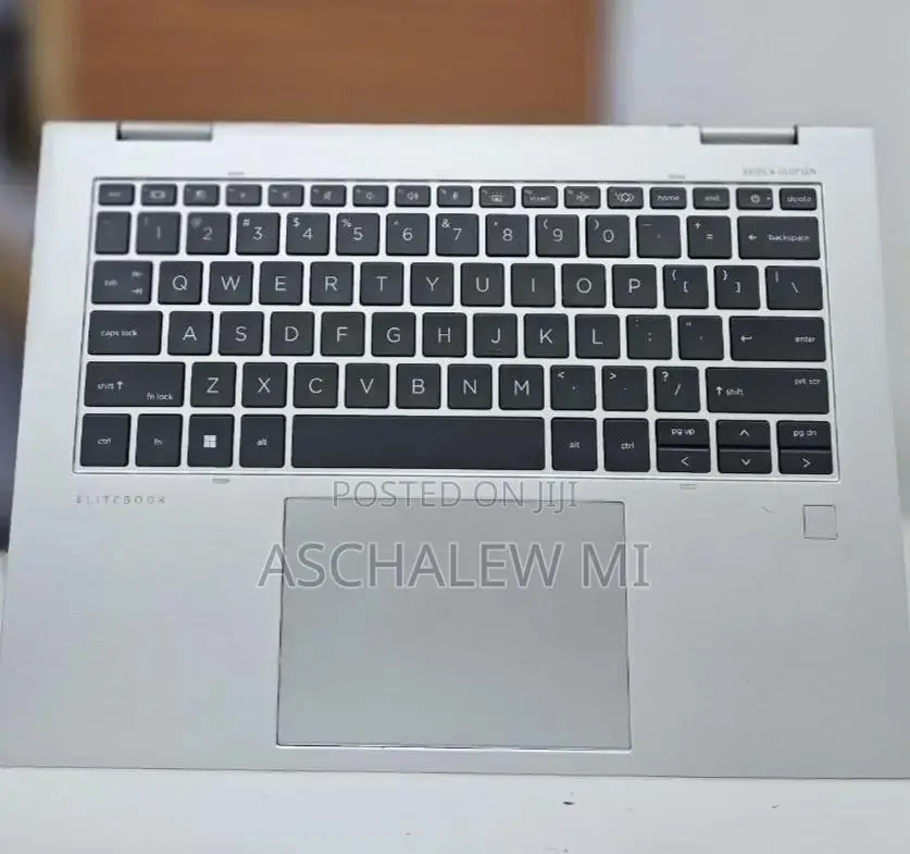 New Laptop HP EliteBook x360 1040 G7 16GB Intel Core i7 SSD 512GB
