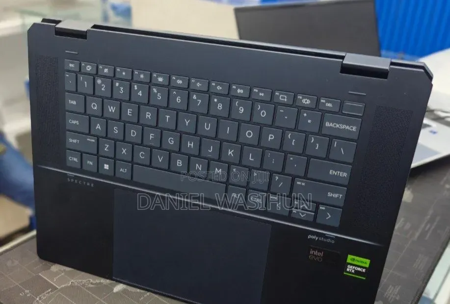 New Laptop HP Spectre X360 15 32GB Intel Core Ultra 7 SSD 1T