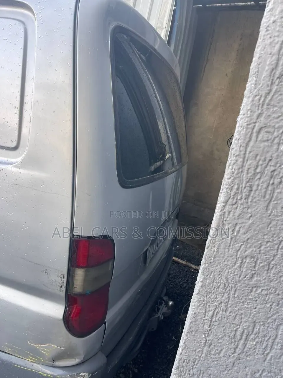 Hyundai Satellite 2010 Silver