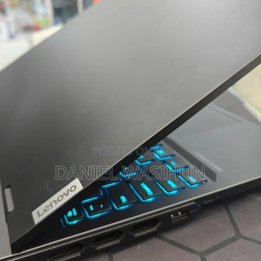 New Laptop Lenovo Legion 5 32GB Intel Core i9 SSD 2T