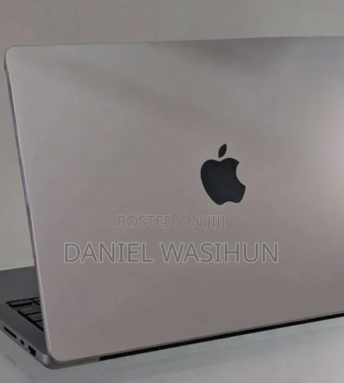 New Laptop Apple MacBook Pro 2021 M1 16GB Apple M1 Pro SSD 512GB