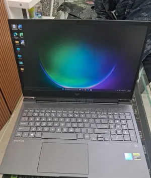 New Laptop HP Victus 16 16GB Intel Core i7 SSD 1T