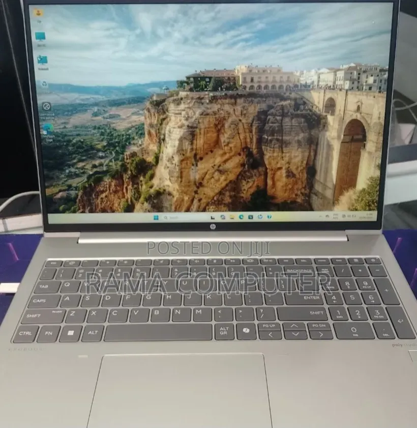 New Laptop HP 16GB Intel Core Ultra 7 SSD 512GB