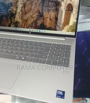 New Laptop HP 16GB Intel Core Ultra 7 SSD 512GB