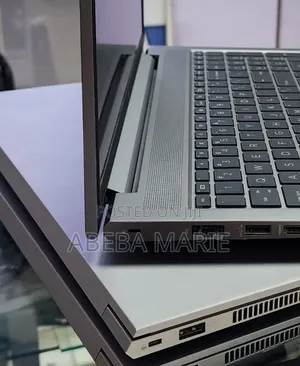 New Laptop HP ZBook Firefly 16 G10 16GB Intel Core i7 SSD 512GB