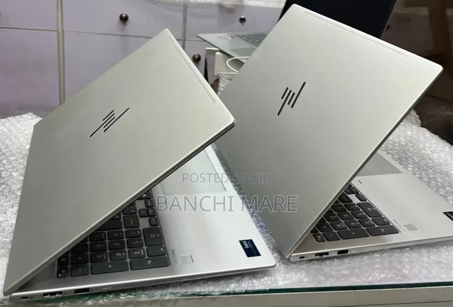 New Laptop HP EliteBook 640 G11 16GB Intel Core Ultra 7 SSD 512GB