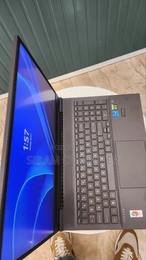 New Laptop HP Victus 15 16GB Intel Core i7 SSD 512GB