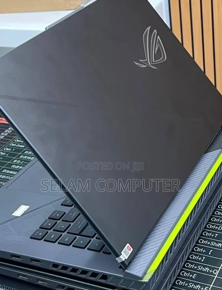 New Laptop Asus ROG Strix G16 G614 32GB Intel Core i9 SSD 1T