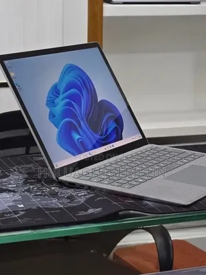 New Laptop Microsoft Surface Laptop 4 16GB Intel Core i5 SSD 512GB