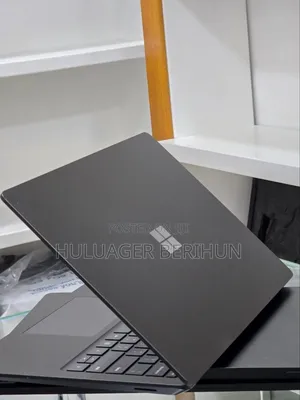 New Laptop Microsoft Surface Laptop 5 16GB Intel Core i7 SSD 512GB