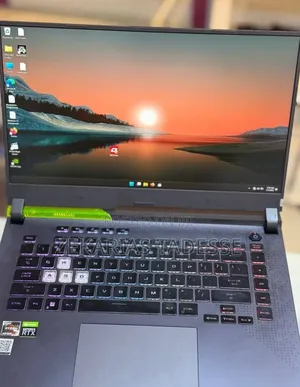 New Laptop Asus ROG Strix G15 16GB AMD Ryzen 9 SSD 512GB