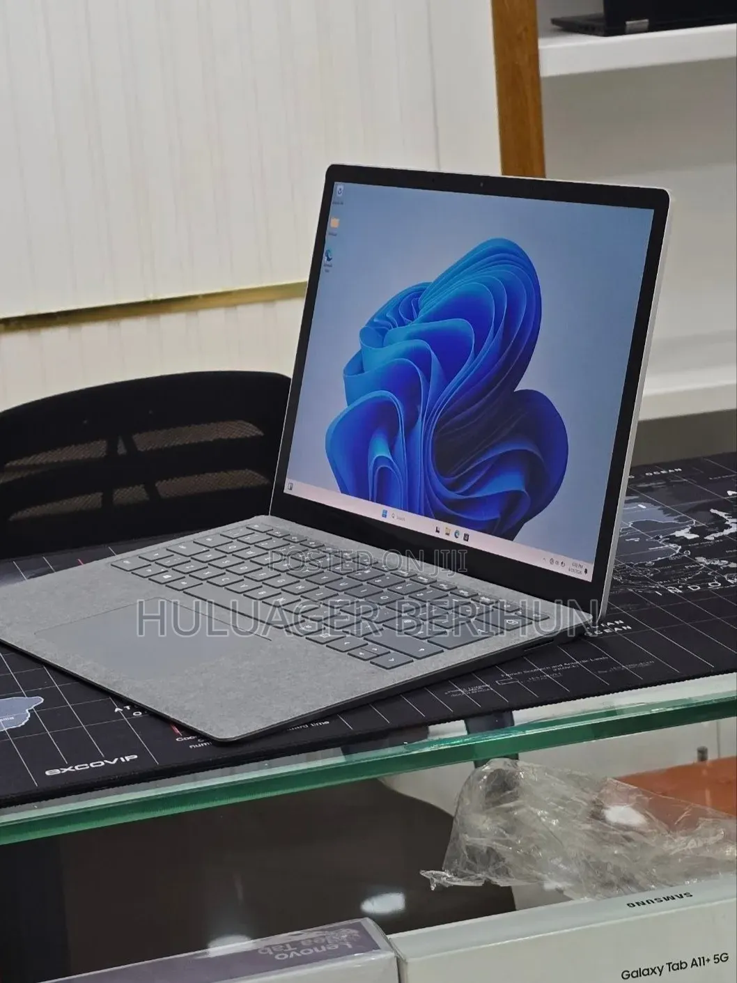 New Laptop Microsoft Surface Laptop 3 16GB Intel Core i7 SSD 512GB