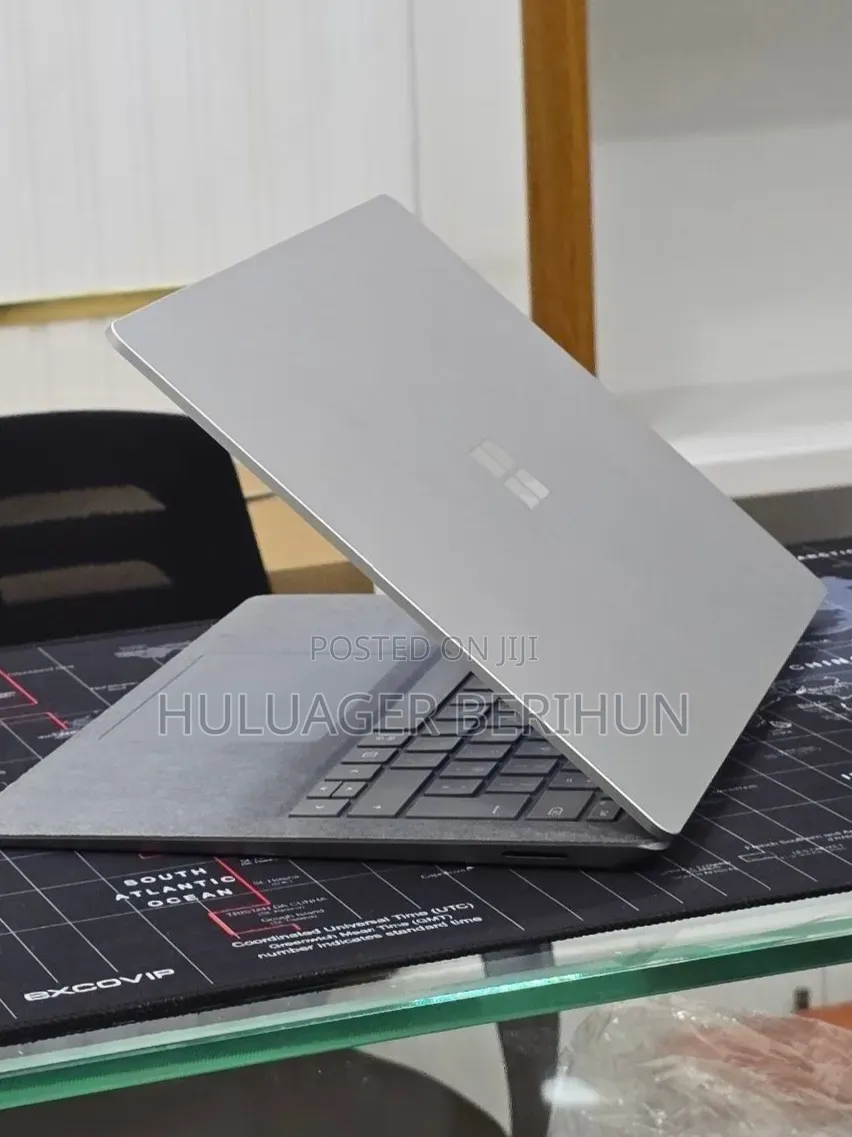 New Laptop Microsoft Surface Laptop 3 16GB Intel Core i7 SSD 512GB