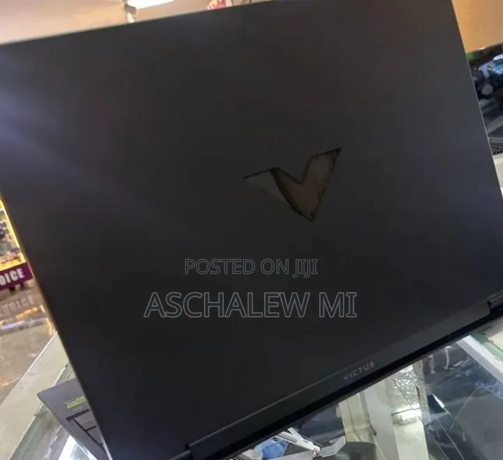 New Laptop HP Victus 15 16GB Intel Core i5 SSD 512GB