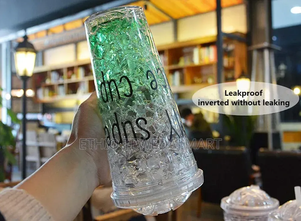 Plastic Cups With Straw, Lids,Double Layer Plastic Travel Mug